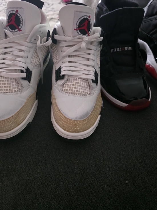 Jordan Other - Air Jordan 4 White Gold Jumpman Sneakers